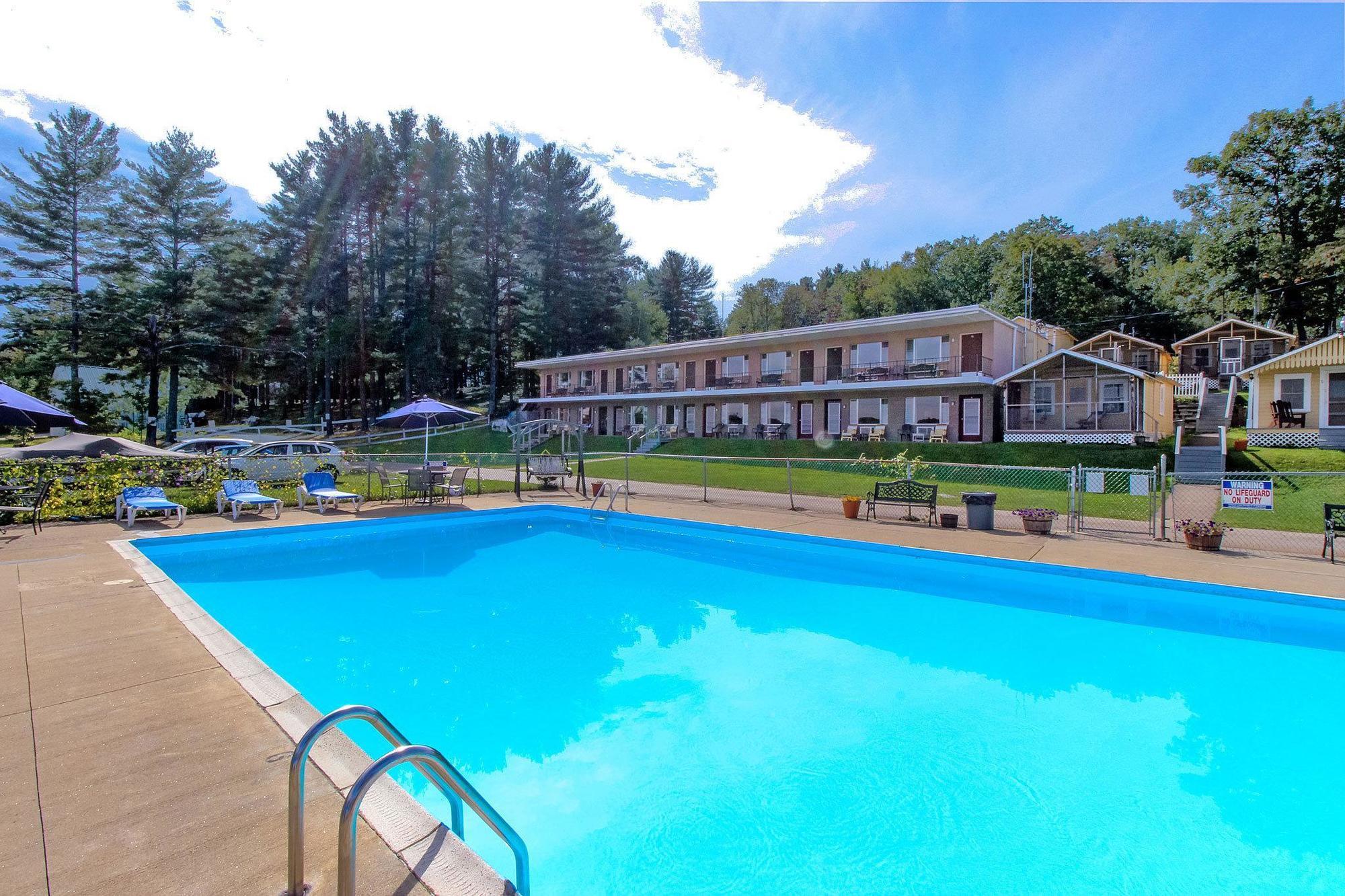 Half Moon Motel & Cottages Weirs Beach Exterior foto